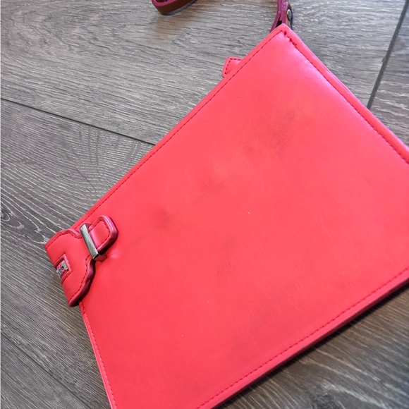 Mango Clutch - Picture 2 of 2